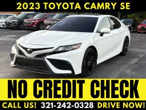 2023 TOYOTA CAMRY SE! WE FINANCE - NO CREDIT CHECK!!!