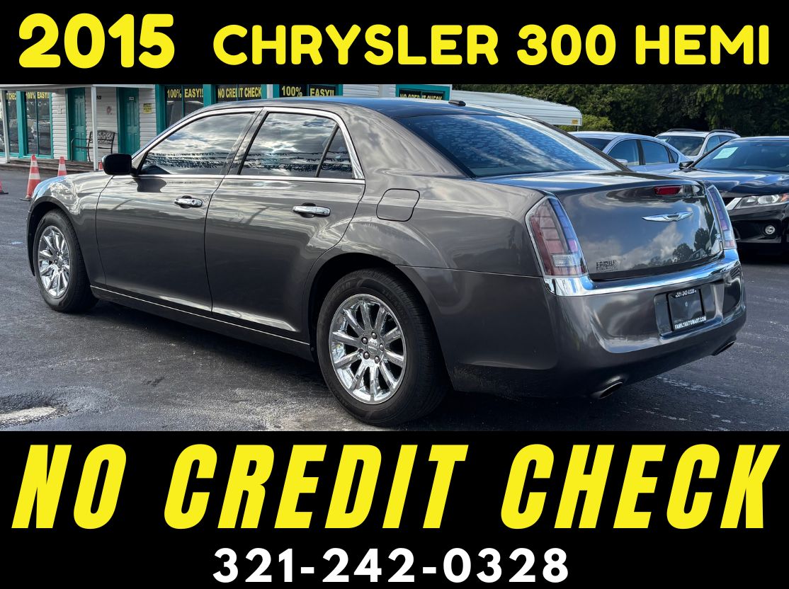 2015 CHRYSLER 300 HEMI 5.7 - WE FINANCE NO CREDIT CHECK! - Image 3
