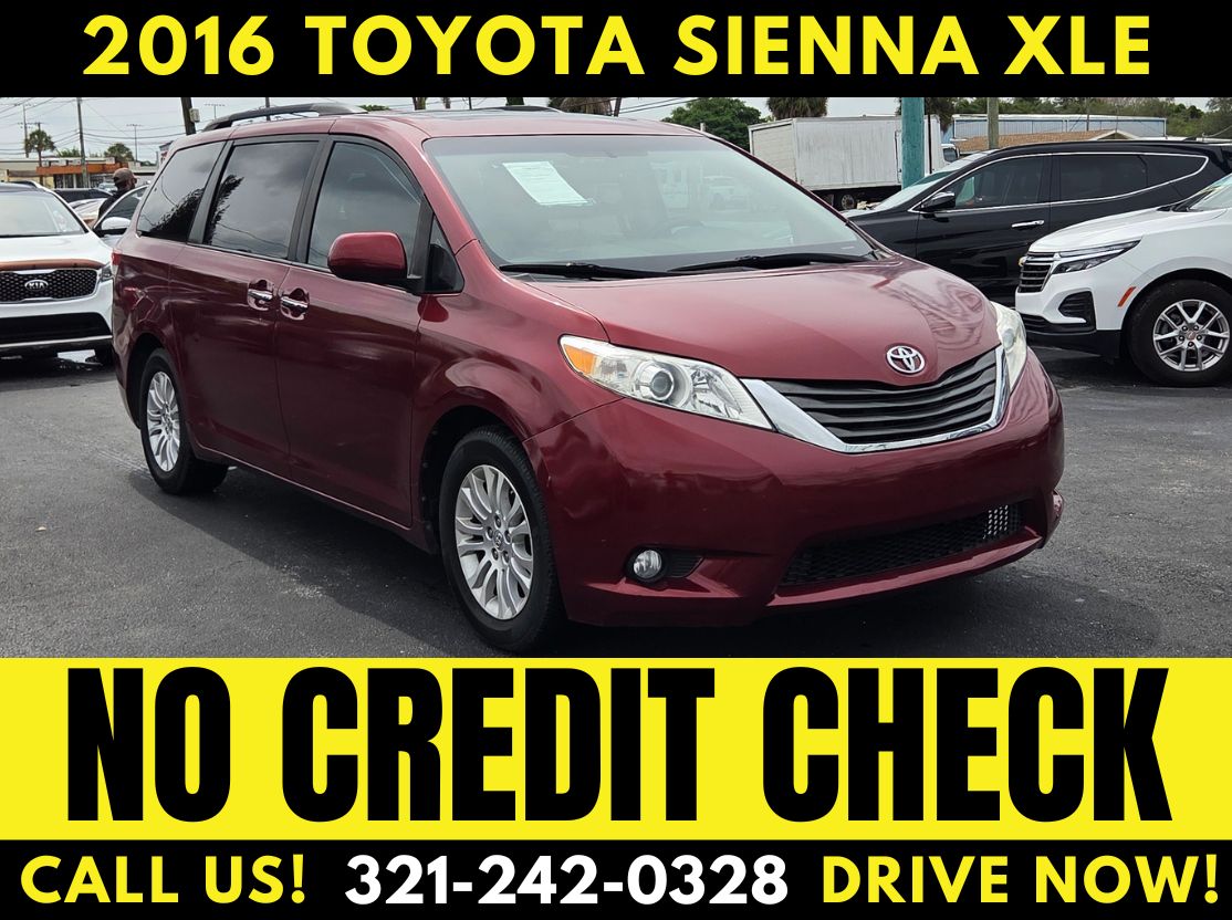 2015 TOYOTA SIENNA XLE! - NO CREDIT CHECK! - Image 3