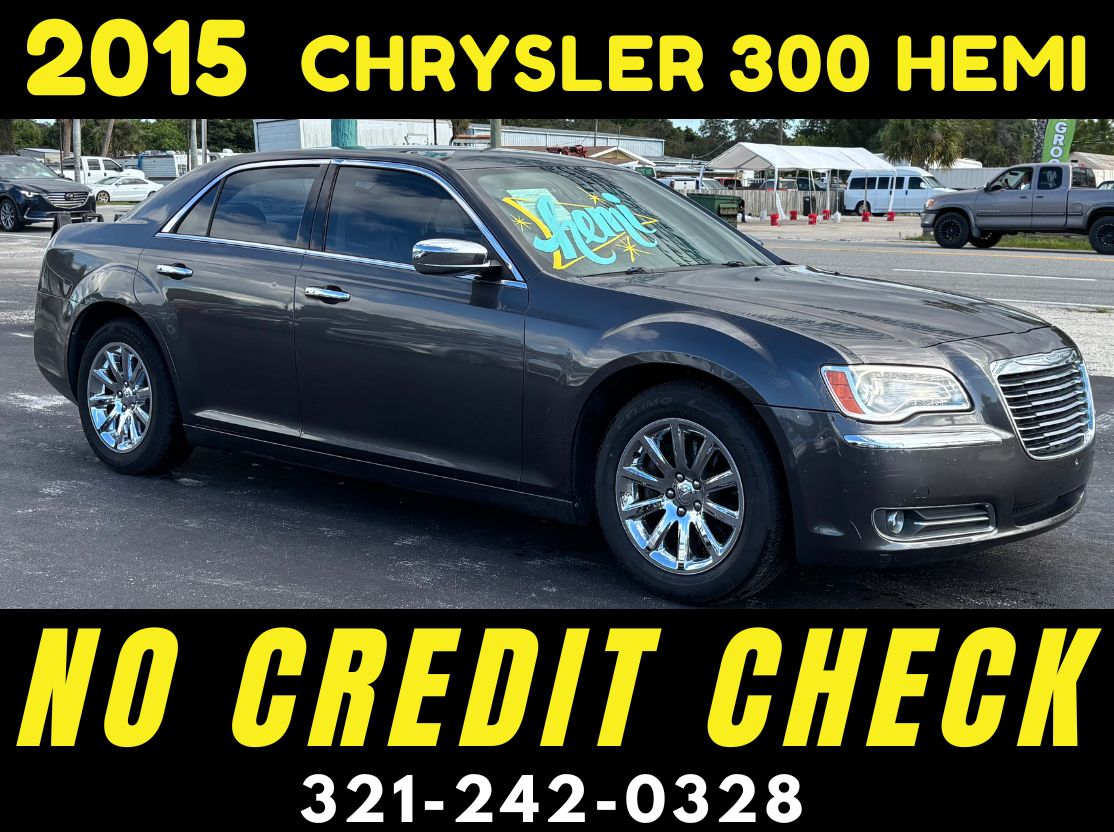 2015 CHRYSLER 300 HEMI 5.7 - WE FINANCE NO CREDIT CHECK! - Image 5
