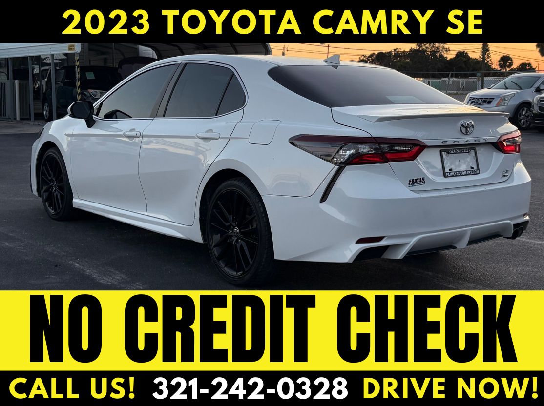 2023 TOYOTA CAMRY SE! WE FINANCE - NO CREDIT CHECK!!! - Image 5