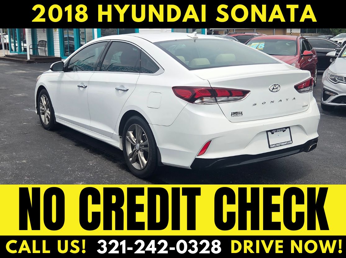 2018 HYUNDAI SONATA! - WE FINANCE NO CREDIT CHECK! - Image 5