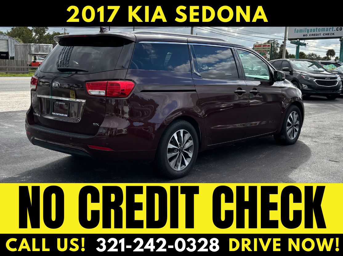 2017 KIA SEDONA! - WE FINANCE! - NO CREDIT CHECK! - Image 5