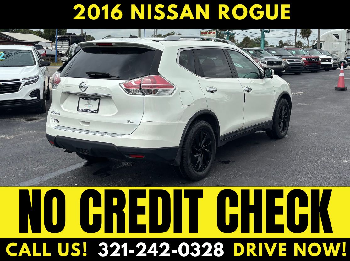 2016 NISSAN ROGUE! - WE FINANCE! - NO CREDIT CHECK! - Image 5