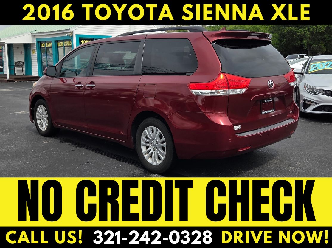2015 TOYOTA SIENNA XLE! - NO CREDIT CHECK! - Image 5