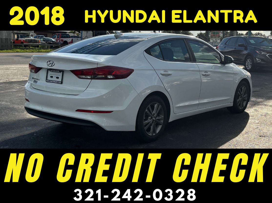 2018 HYUNDAI ELANTRA SE - WE FINANCE NO CREDIT CHECK! - Image 7