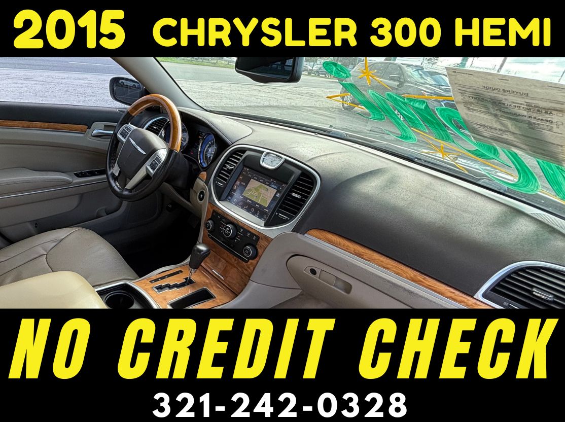 2015 CHRYSLER 300 HEMI 5.7 - WE FINANCE NO CREDIT CHECK! - Image 8