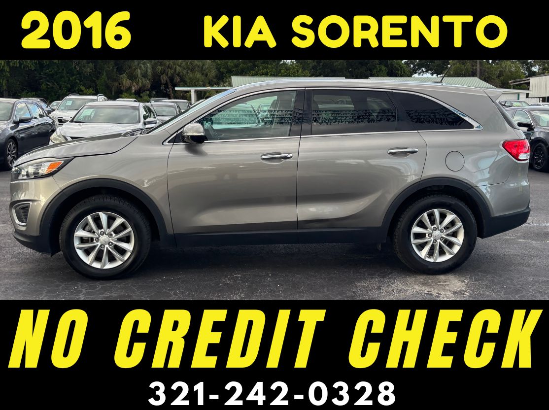 2016 KIA SORENTO LX - WE FINANCE NO CREDIT CHECK!! - Image 3