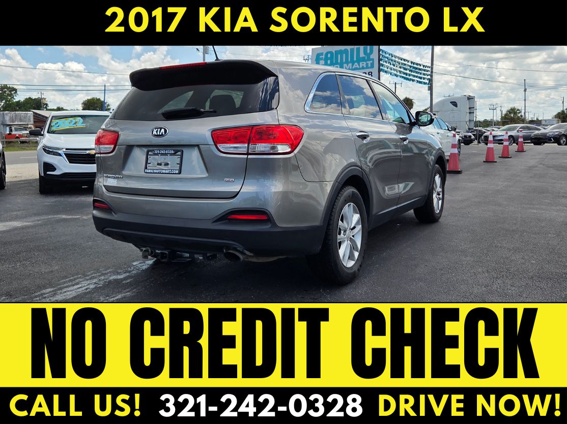 2017 KIA SORENTO LX! - WE FINANCE! - NO CREDIT CHECK!!! - Image 5