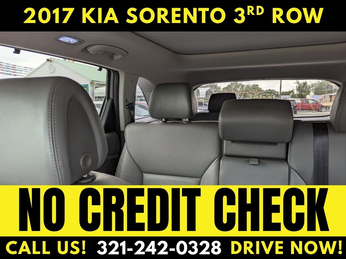 2017 KIA SORENTO 3RD ROW! - WE FINANCE! NO CREDIT CHECK!! - Image 6