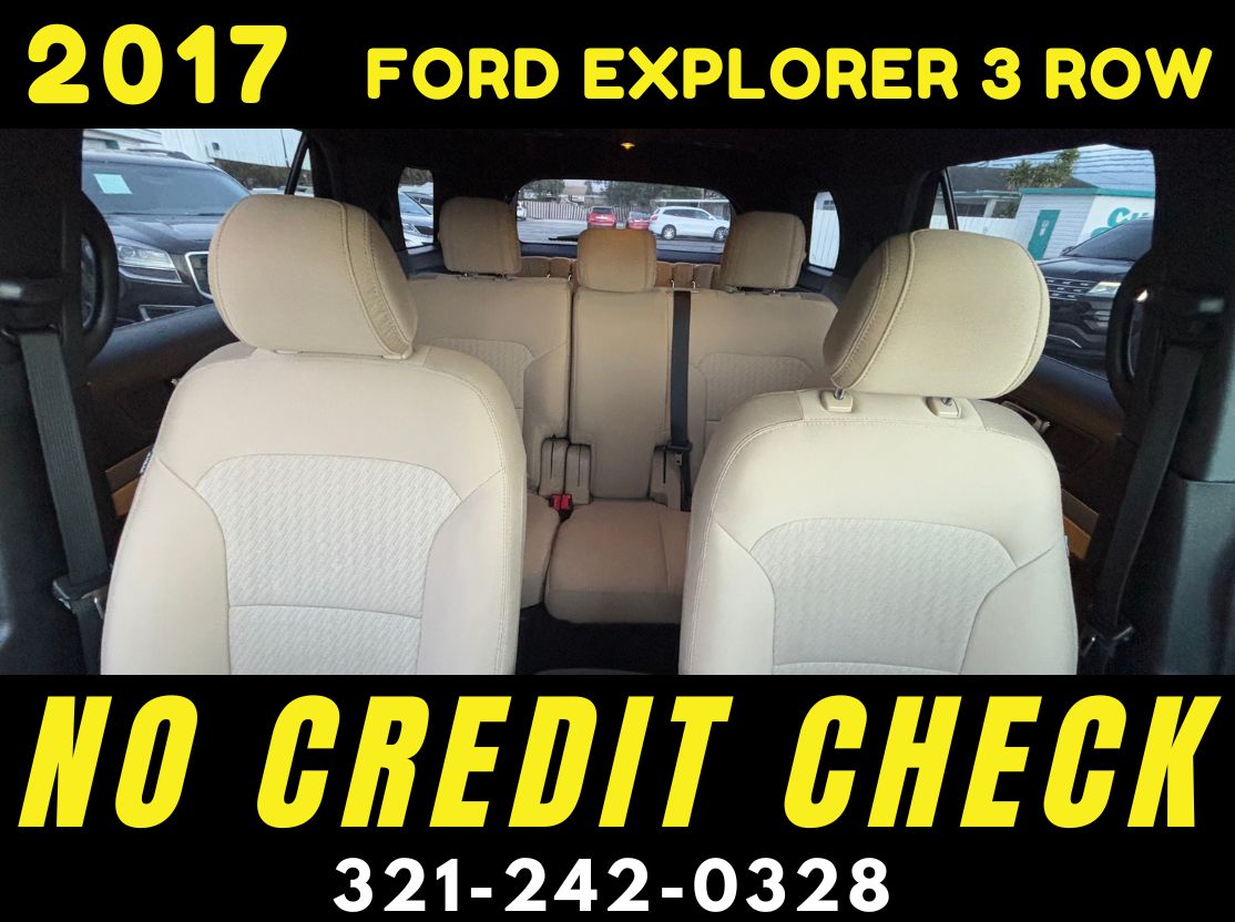 2017 FORD EXPLORER XLT 3 ROW - WE FINANCE NO CREDIT CHECK!!! - Image 10